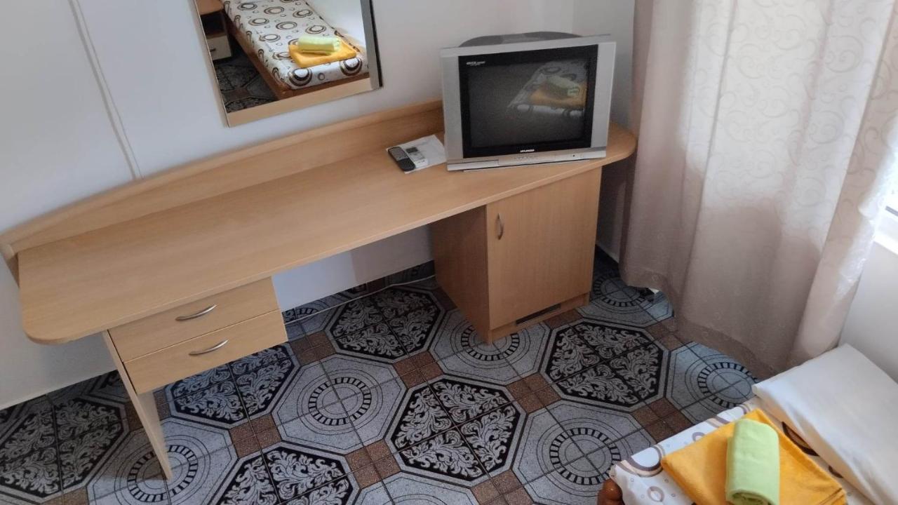 стаи за гости Росица Равда Екстериор снимка